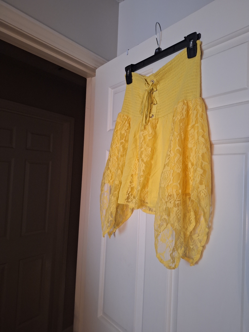 VENUS Yellow Lace High-Low Smocked Skirt